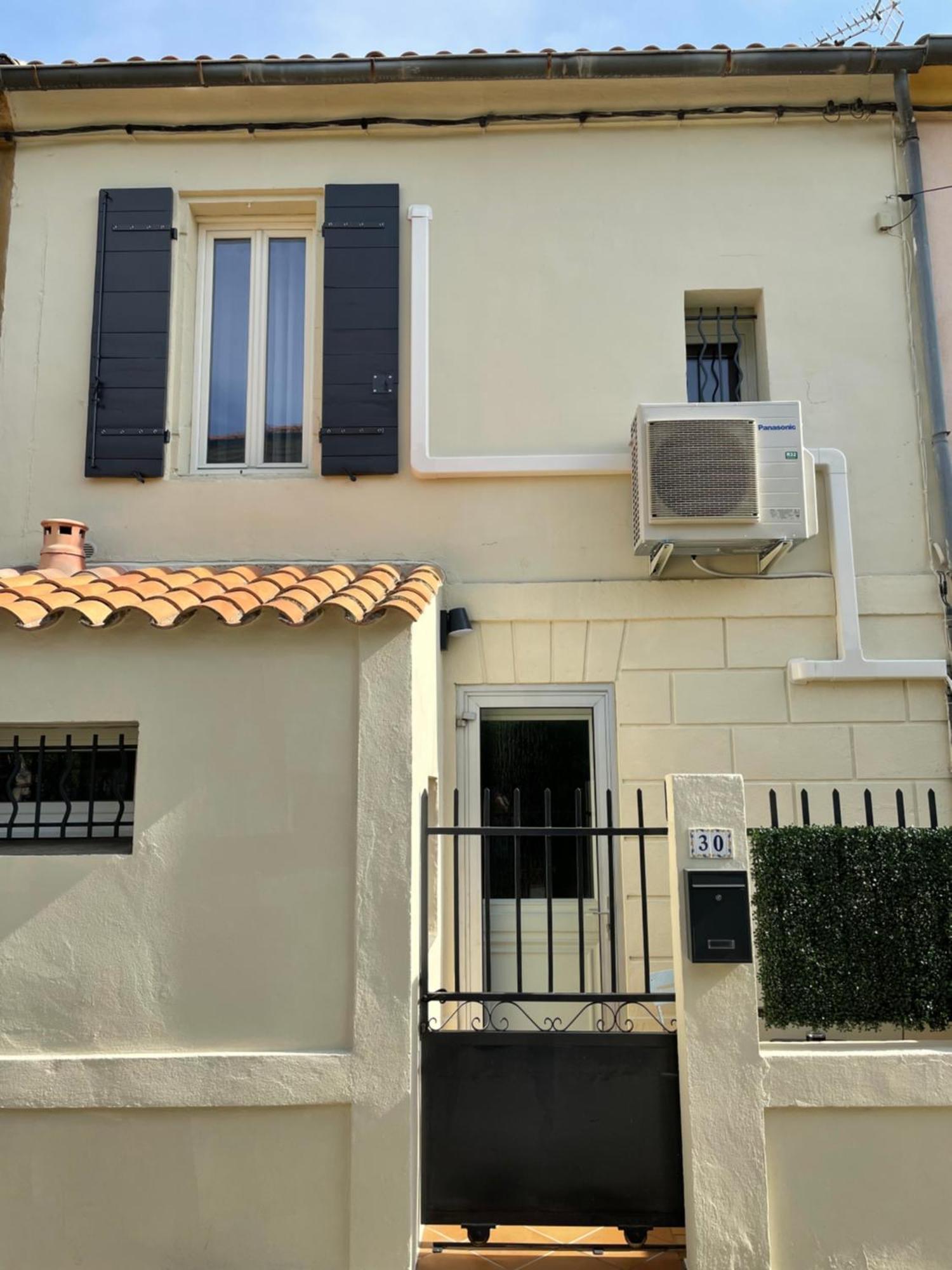 Maison De Ville A 5 Min A Pied De La Tour Luma آرْلْ المظهر الخارجي الصورة